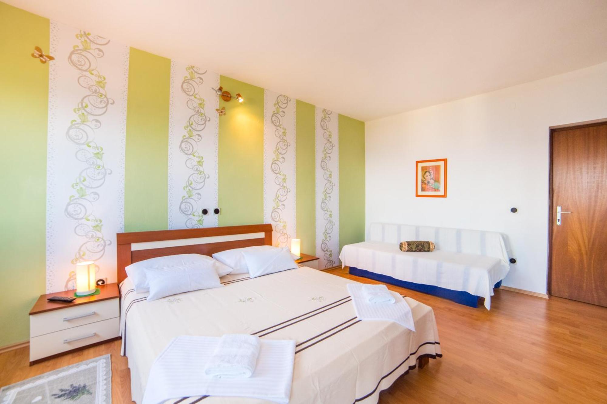 Apartment Mande Brist Esterno foto